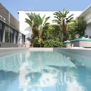 4* Отель Ofelias 4sup By Bondia Group